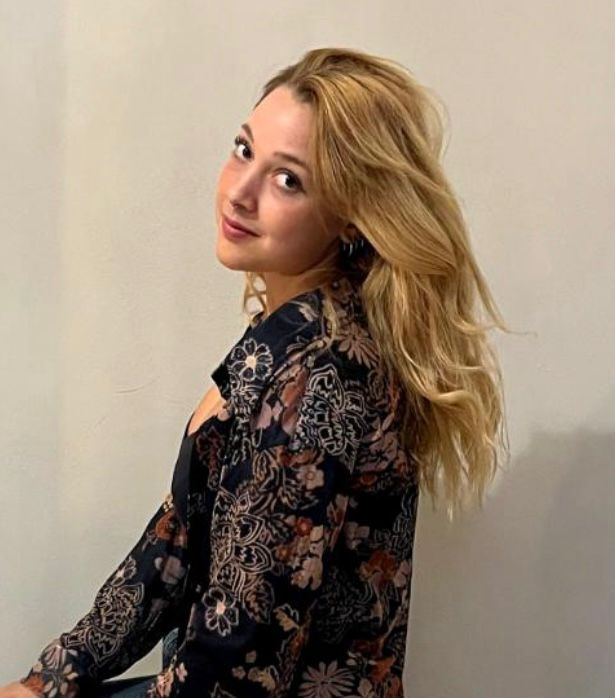 Send a mail to jasmine for any information jasmin@acquavivatorinoimmobiliare.it